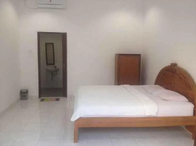 Yana Homestay Near Batu Bolong Beach Canggu